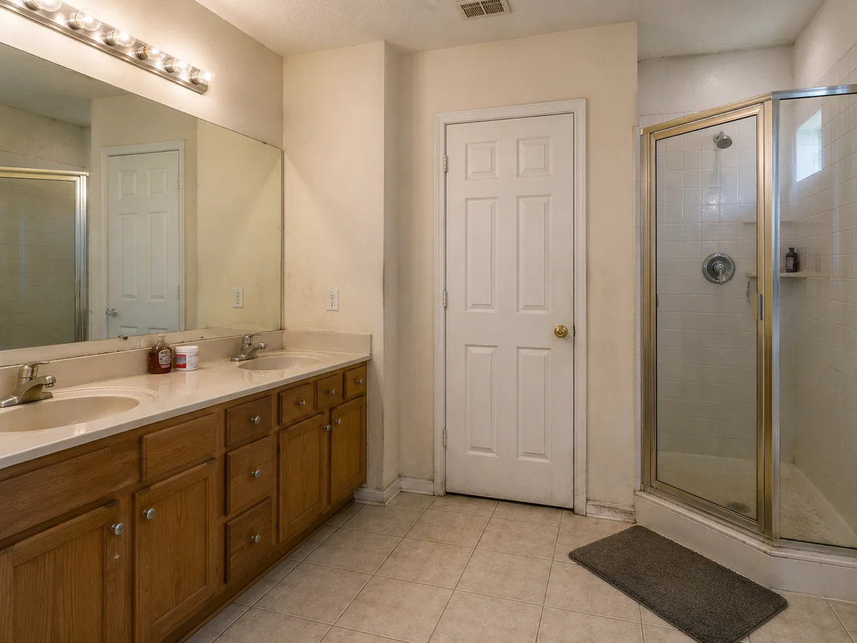 Primary bathroom before AVERO transformation